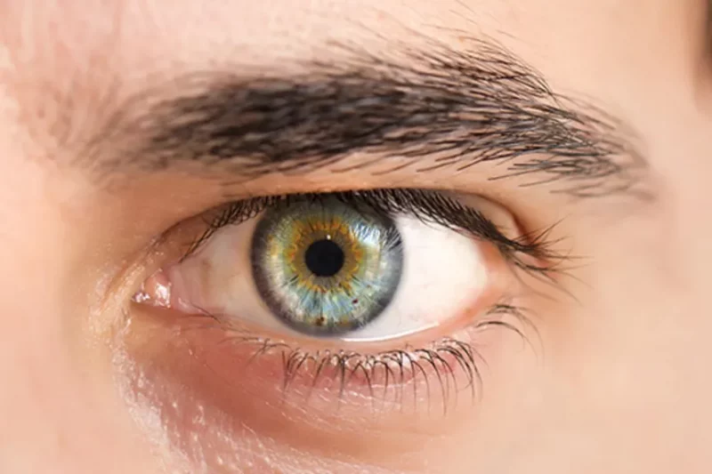 کوچکی بزرگترین خطر: بررسی علل و علائم سرطان چشم