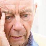 نشانه‌های پیشاگیری از آلزایمر در افراد بالای ۶۵ سال: شناخت و تشخیص زودهنگام