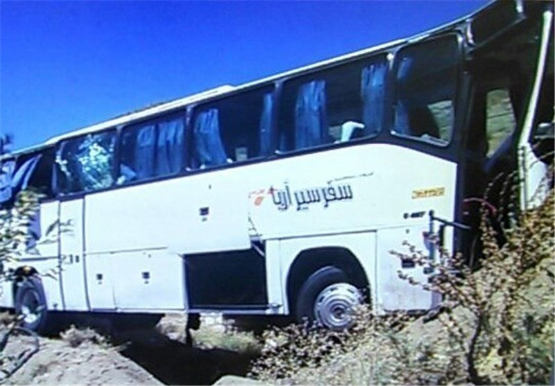 فاجعه واژگونی و آتش‌سوزی اتوبوس زائران پاکستانی در یزد؛ دست‌کم ۲۸ کشته و ۲۳ مجروح