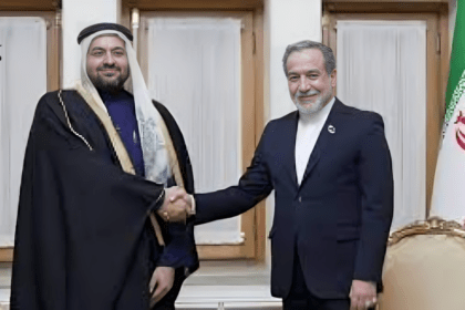 دیپلمات قطری در تهران و دیپلمات ایرانی در مسقط