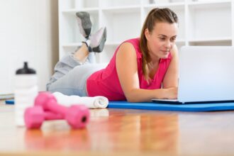 فقط با ۴ حرکت، بدنتو توی ۶۰ روز تغییر بده – تمرین‌های تغییر بدن