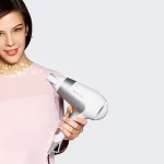 کدام سری سشوار برای موهای شما مناسب‌تر است؟ راهنمای کامل برای انتخاب سری سشوار مناسب