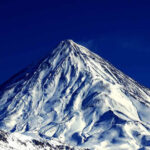 قله دماوند ایران؛ اسطوره جاویدان و رویای کوهنوردان