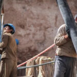 بحران دستمزد در ایران؛ وقتی حقوق کارگران از قیمت یک گرم طلا هم کمتر است