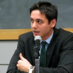 مراسم سالگرد کیانوش سنجری؛ ایستادگی خانواده در برابر تهدیدها