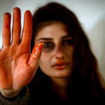 خشونت علیه زنان در ایران؛ صدایی که خاموش نمی‌شود