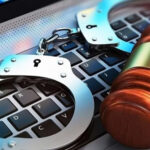 کشف باند فروش مدارک جعلی در فضای مجازی؛ جزئیات عملیات و دستگیری متهمان