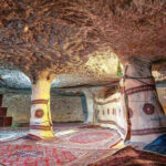 روستای میمند صخره‌ای؛ روایت زنده‌ای از همزیستی انسان و سنگ در قلب تاریخ ایران