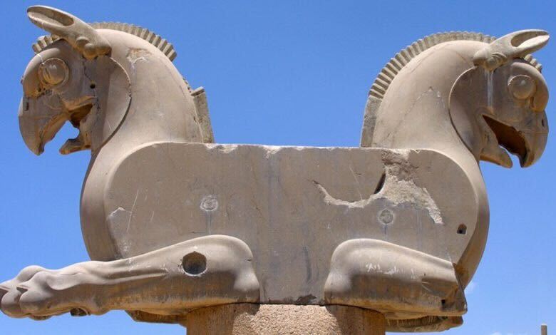 کشف همای پارسی؛ بازگشت نماد جاودانه ایران از دل خاک تخت جمشید