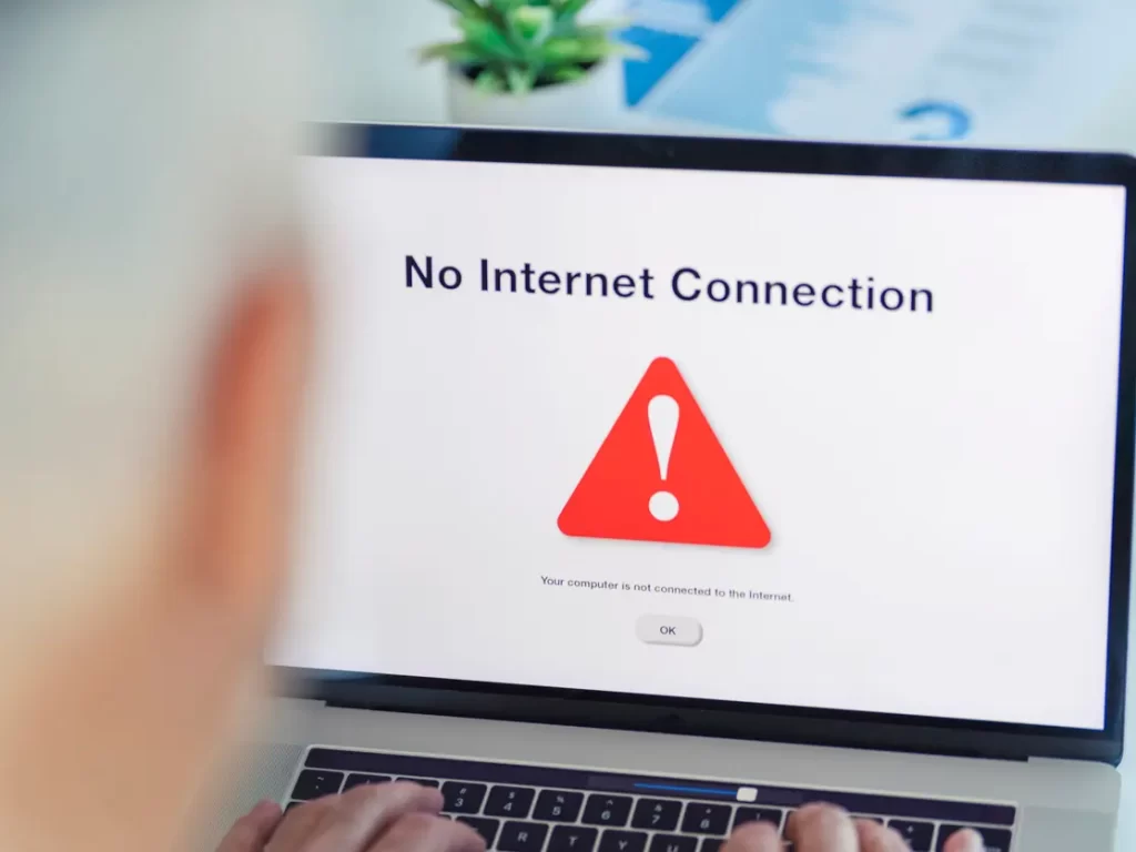 فروپاشی شبکه‌های دیجیتال ایران: جان ۸۷ میلیون نفر در خطر است!