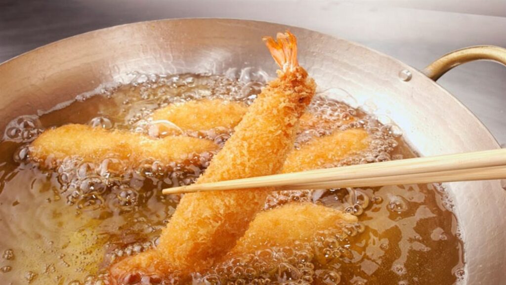 خطرات فست فود: تهدیدی خاموش که روز به روز در بدن ما رخنه می‌کن