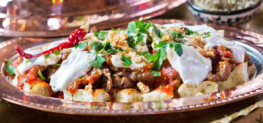 اسکندر کباب غذایی که ترک‌ها را حتی بیشتر از خارجی‌ها از هم جدا می‌کند!