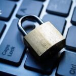 سانسور اینترنت در ایران؛ بحران ارتباطی و کنترل اطلاعات