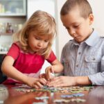 یادگیری زبان در کودکان: چگونه شکل می‌گیرد؟