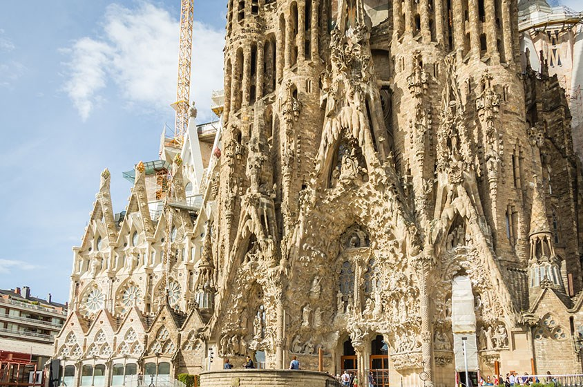 بارسلونا شهر معماری مدرن؛ رازهای شگفت‌انگیز