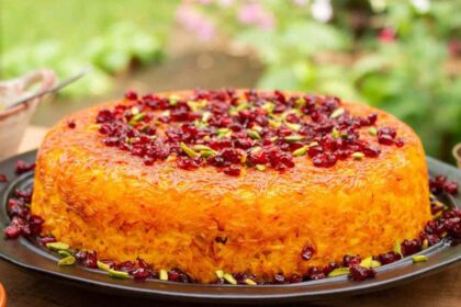 ته‌چین؛ راز محبوبیت یک غذای ایرانی