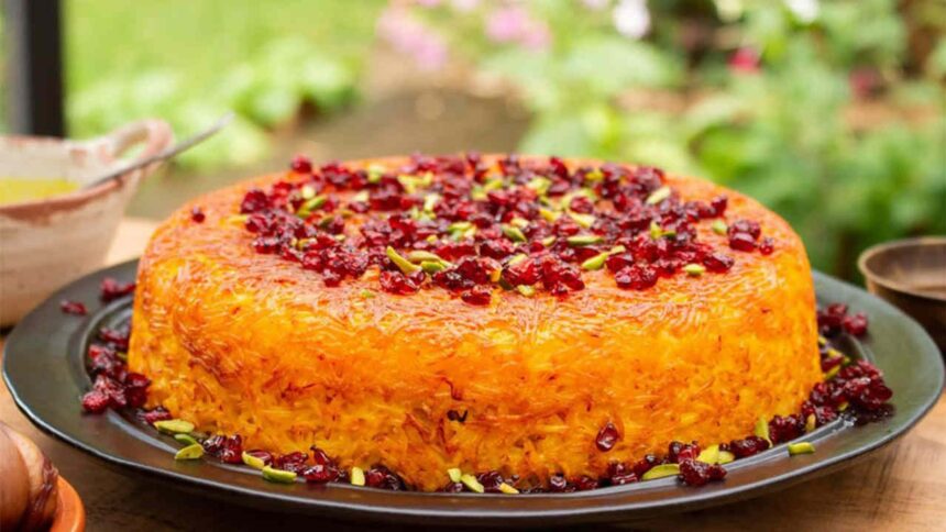 ته‌چین؛ راز محبوبیت یک غذای ایرانی