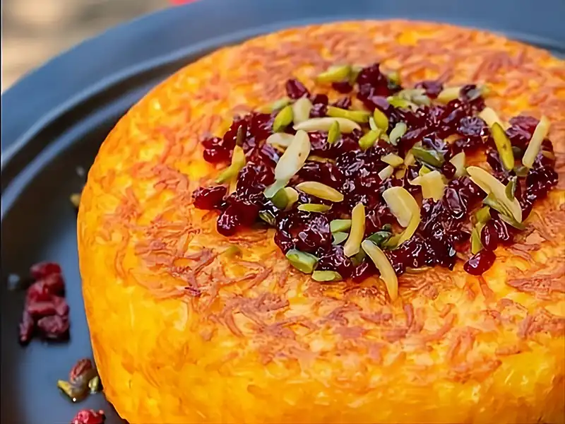 طرز تهیه تهچین ایرانی: دستور طلایی و خوشمزه 3 طرز تهیه تهچین ایرانی: دستور طلایی و خوشمزه